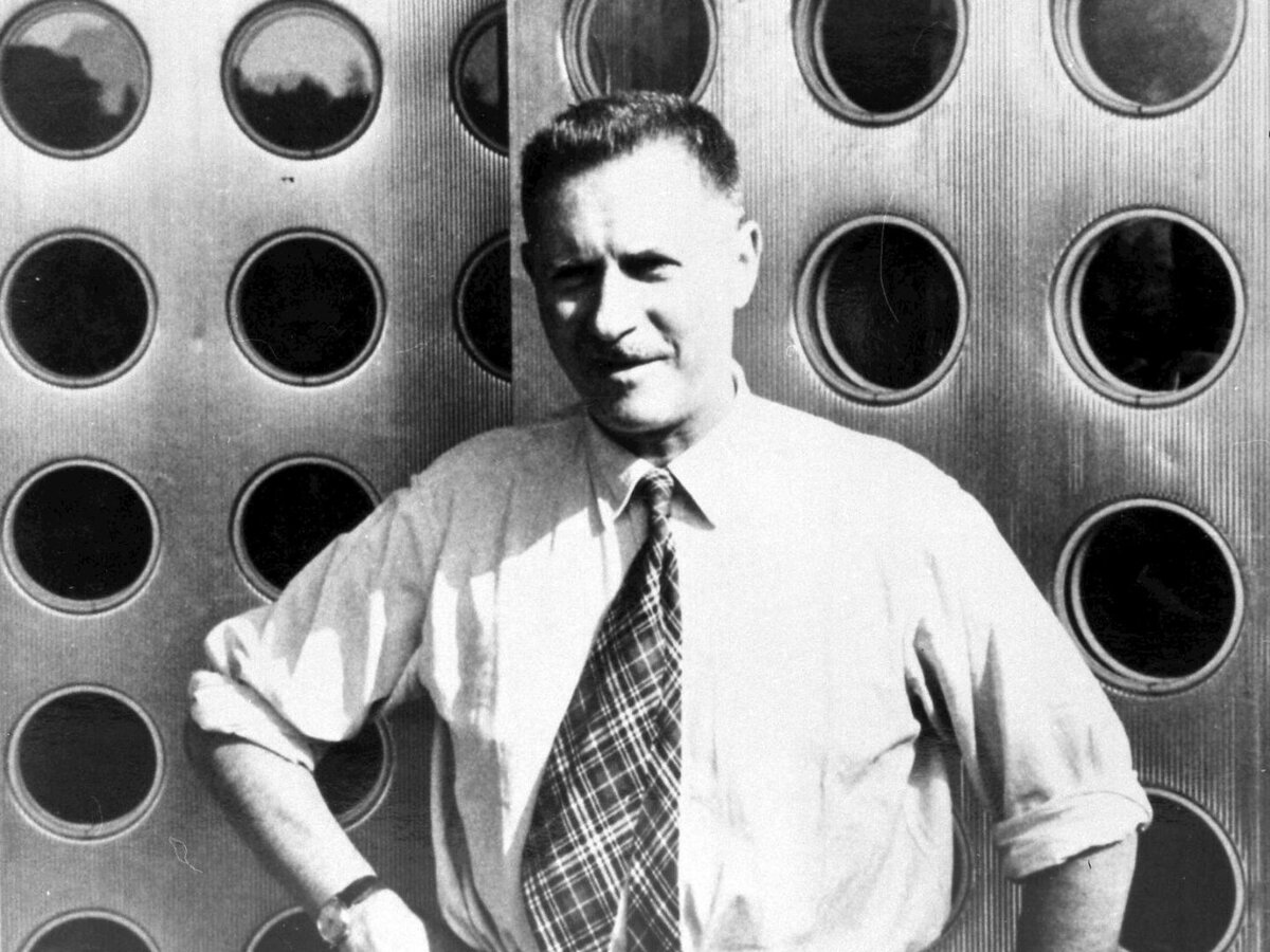 Архитектор и дизайнер Жан Пруве