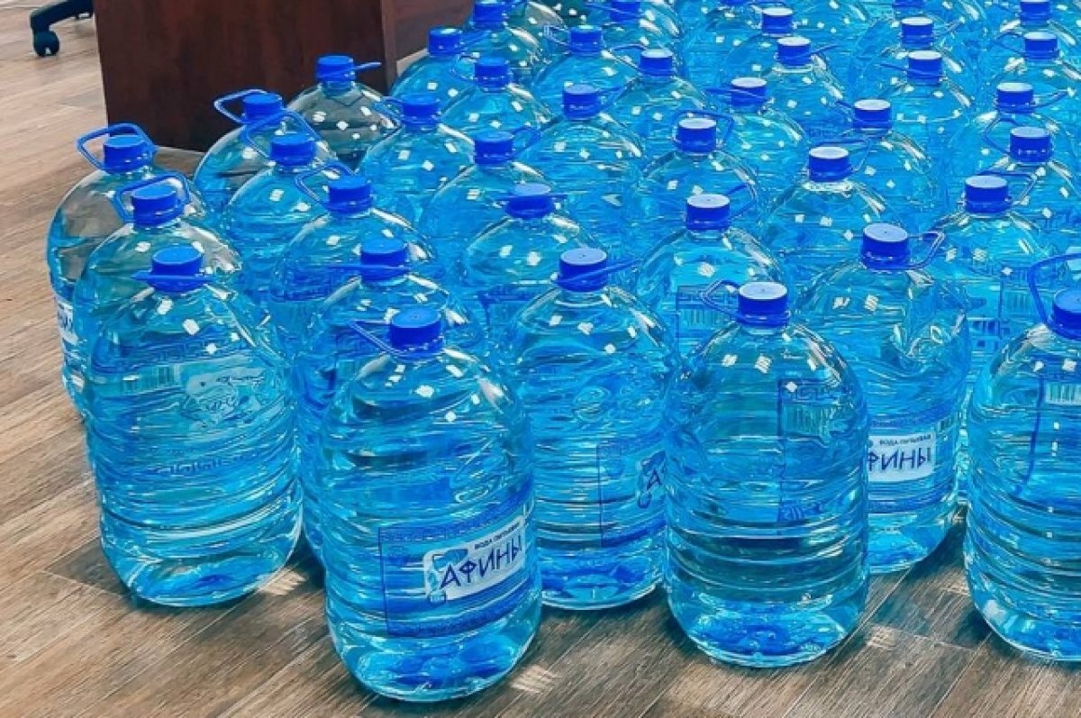   Более двух тыс. литров воды доставили томские волонтеры во время отключения
