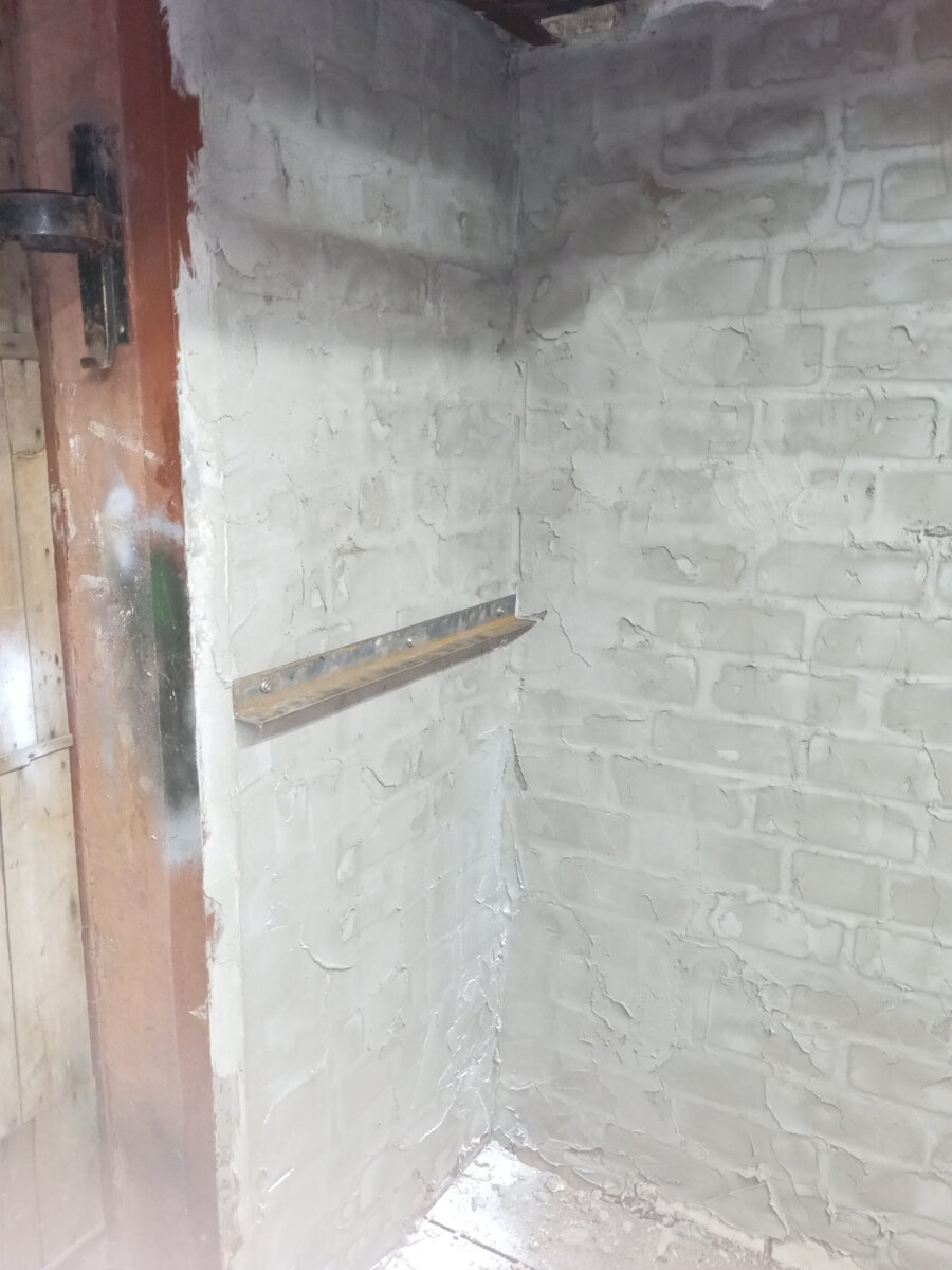 Прикрутил первый кусок на анкера 8х92