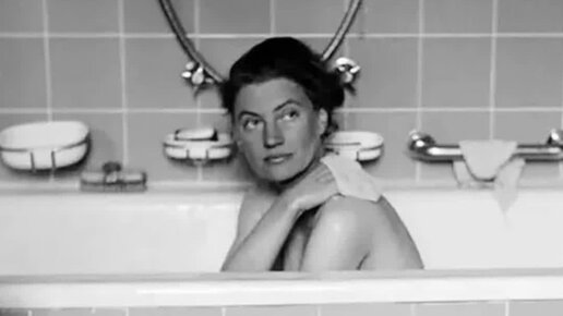 © Lee Miller Lee miller, Man ray, Iconic photos