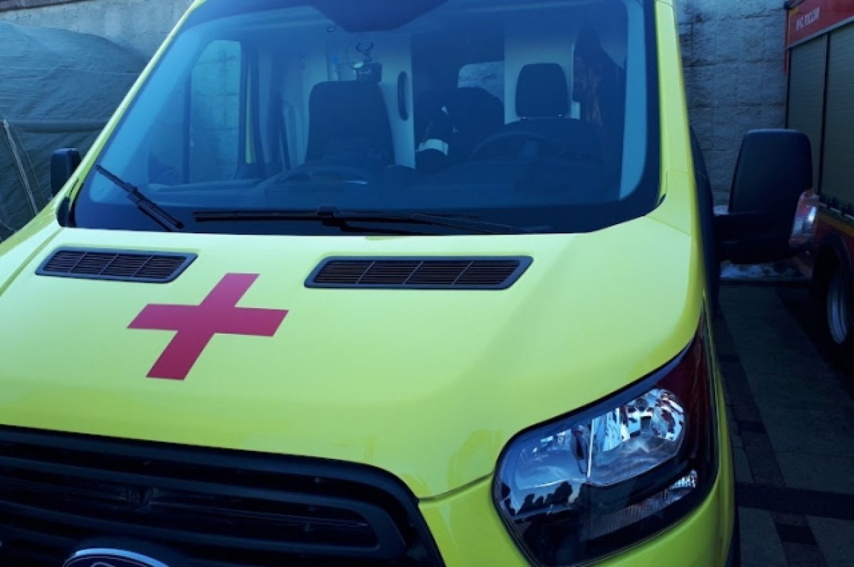    В Тюменской области фельдшер приняла роды в машине скорой помощи