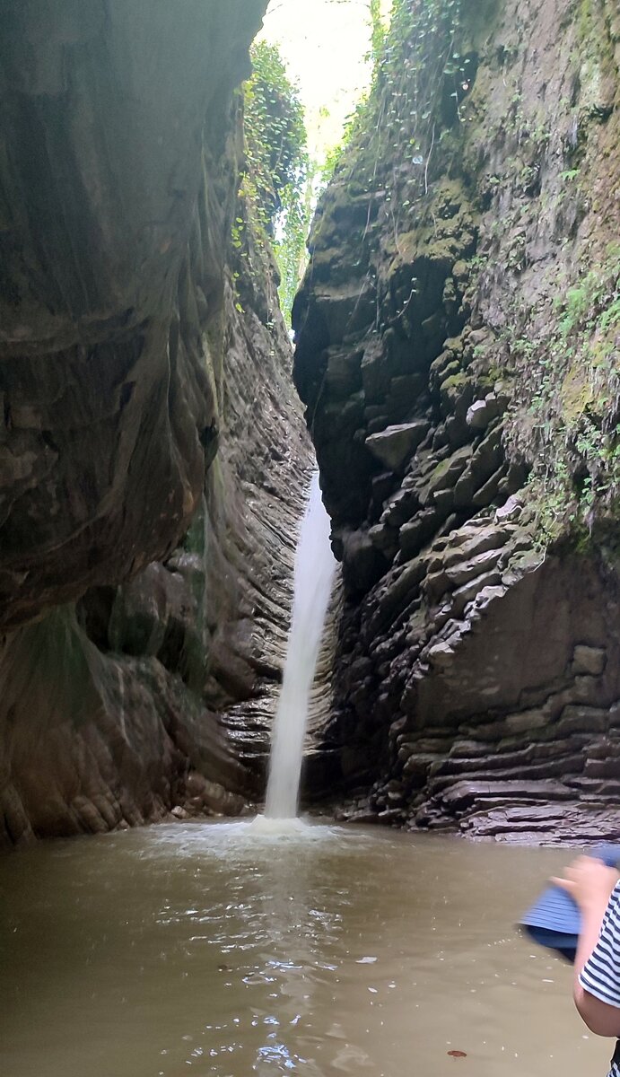 Лазаревское - фото пляжа и интересных мест самого поселка