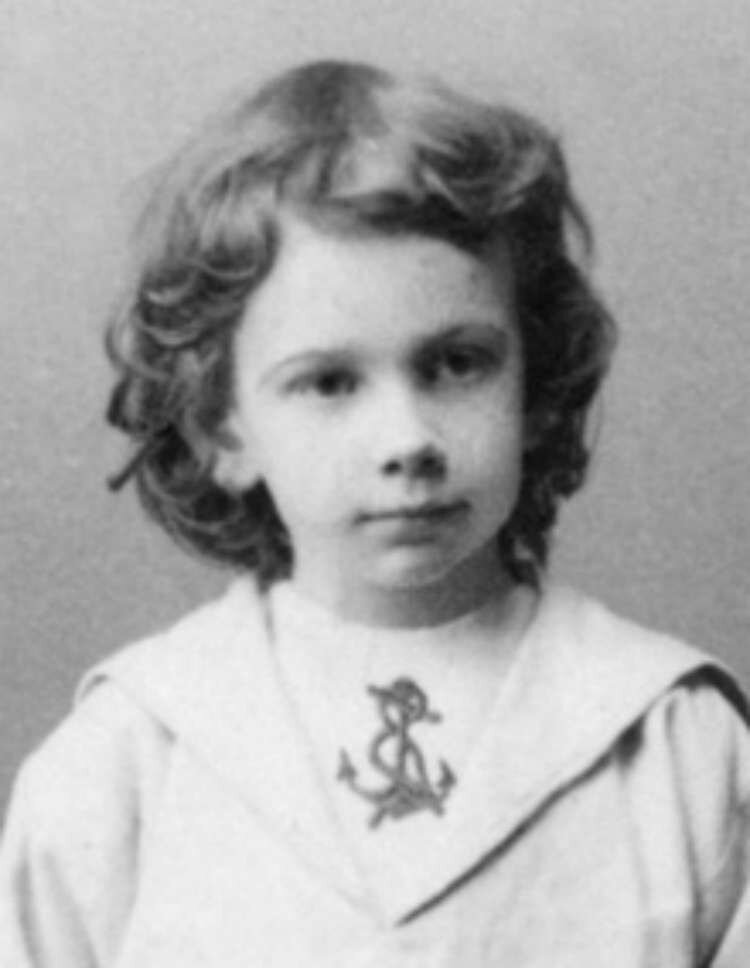 Ваня Толстой https://avatars.mds.yandex.net/i?id=486b8f5b82a084ecb518b31302a57d1d_l-5175011-images-thumbs&n=13