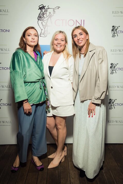     Евгения Попова, Марья Дей и Светлана Бондарчук