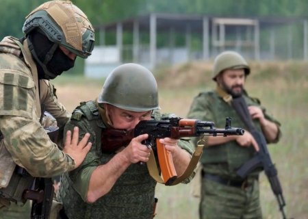    Группа «Вагнер» начала обучать военному делу Вооружённые силы Белоруссии