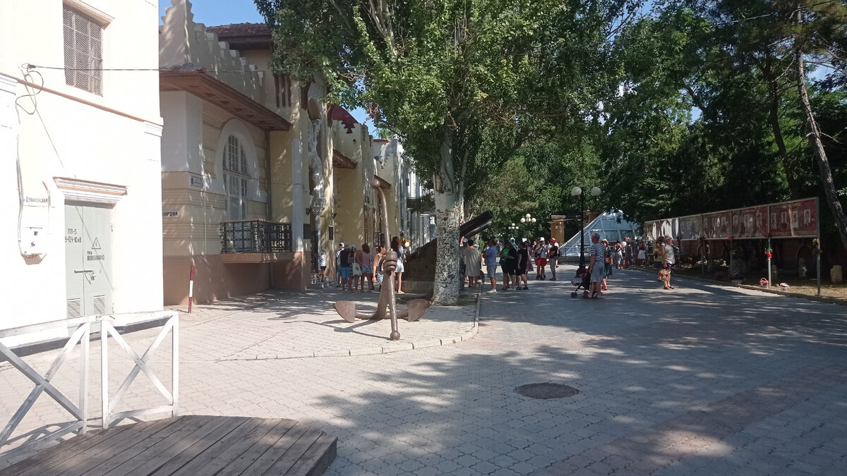 Очередь в краеведческий музей