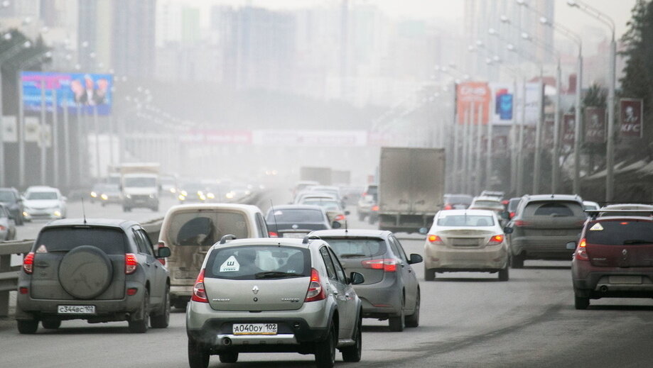     Пробка образовалась по дороге из Нагаево в сторону Уфы.
