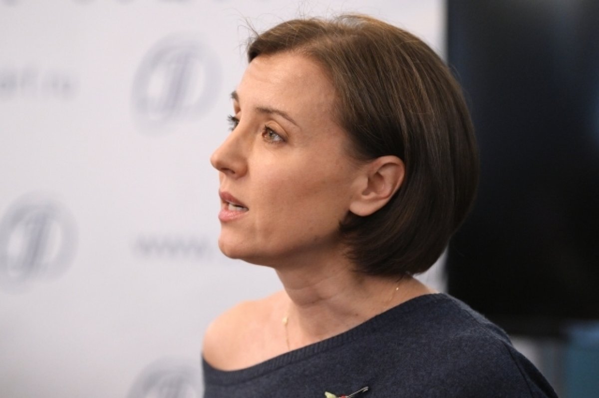    Ксения Алферова рассказала, что считает себя строгой мамой