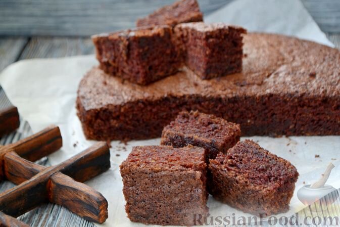 кабачки, шоколад черный, масло сливочное, яйца, сахар, мука пшеничная, разрыхлитель, соль