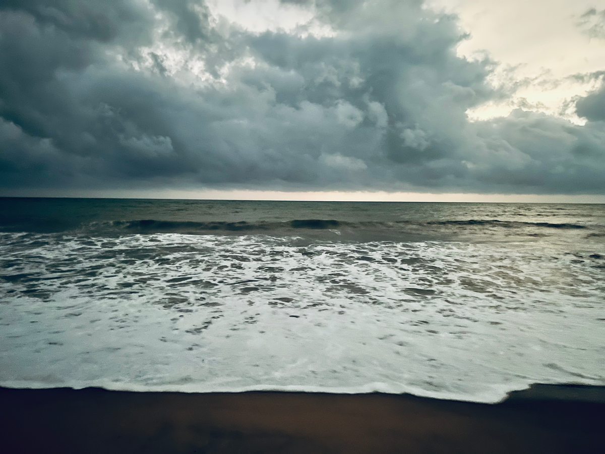 После заката... Где небо встречается с океаном