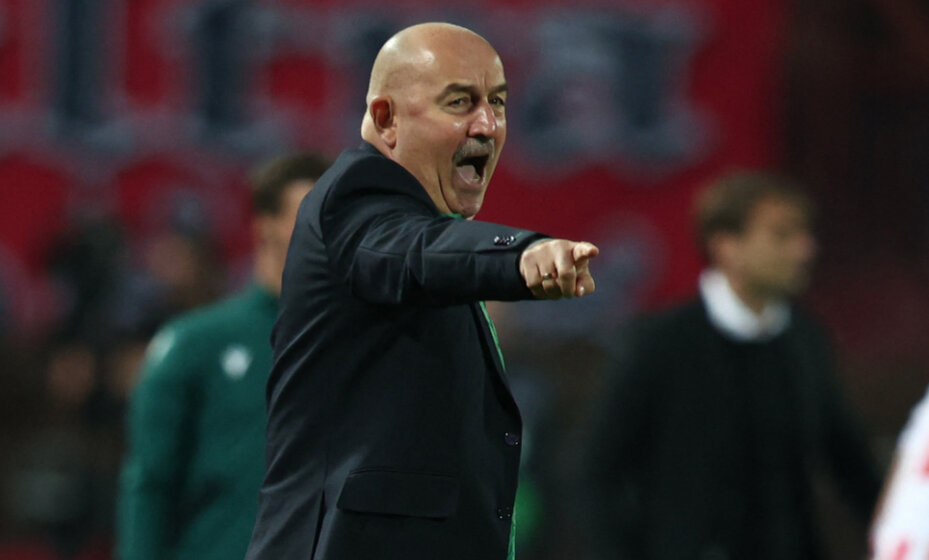    Станислав Черчесов снова остался без Лиги чемпионов. Фото: Reuters