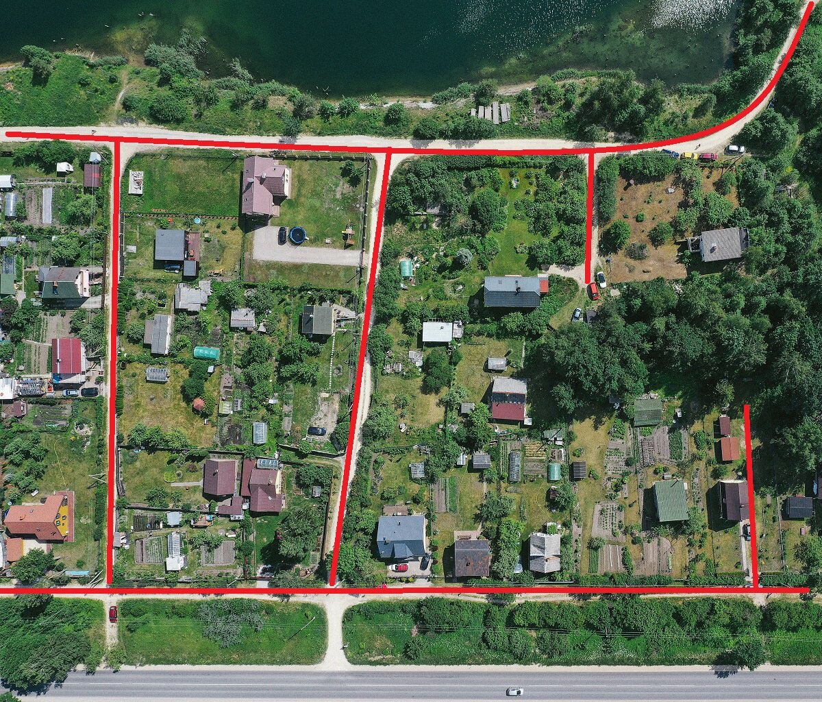 Возрождение снт пищевик. Дачный поселок. Ограничитель для грузового транспорта. Река чисмена. Вывеска садовое товарищество.