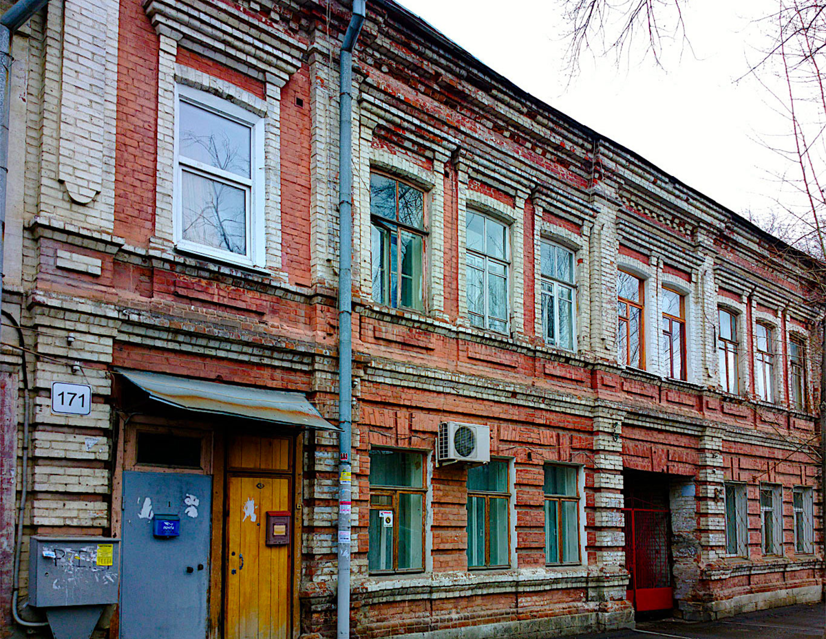 Строгая кирпичная геометрия  - не использовано ни одного лишнего кирпичика