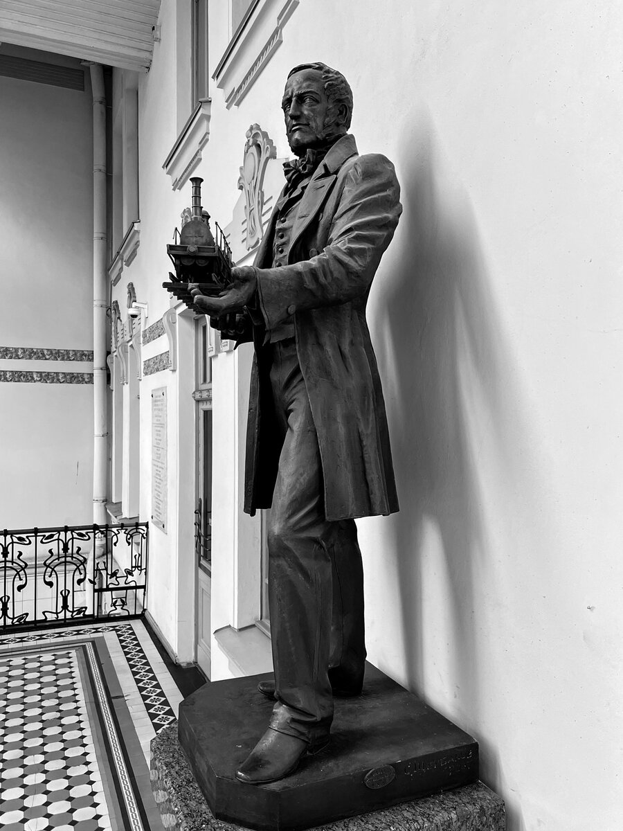 iPhone 13 Pro; RNI Films; Agfa Scala 200