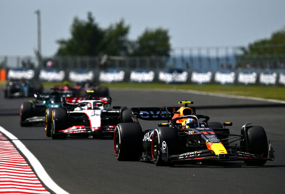    Хельмут Марко отшутился при вопросе об интересе Red Bull к ХюлькенбергуGetty Images / Red Bull Content Pool