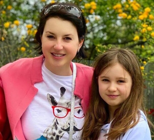 Мама Ирины Слуцкой рассказала о том, почему внучка перешла из ...