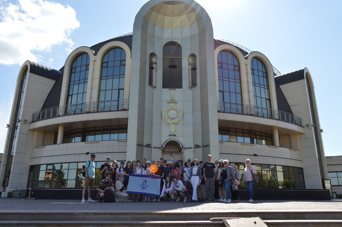 Студенты и преподаватели факультета географии и геоэкологии Тверского госуниверситета в Туле