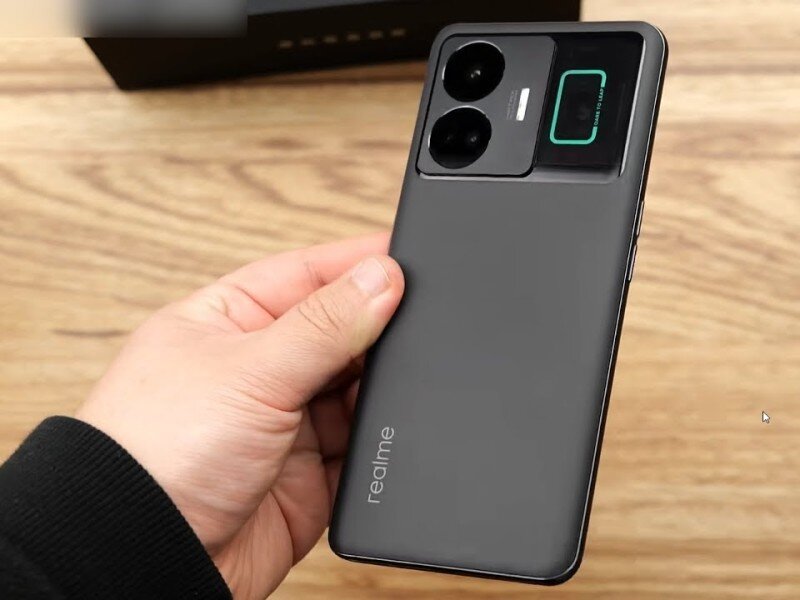    Смартфон realme GT Neo5 установил рекорд скорости зарядки DxOMark