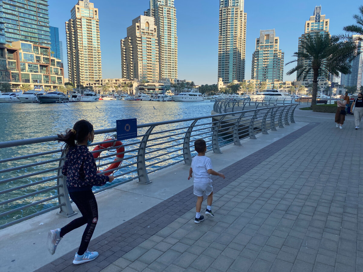 В Дубае более 200 частных школ, обучение в которых ведется по разным программам 