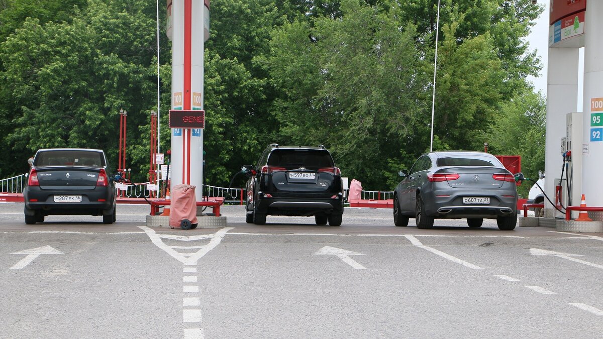     В Ставропольском крае за месяц выросли цены на автомобильное топливо, сообщает Северо-Кавкастат.