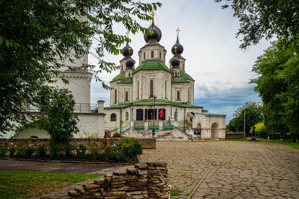 Старочеркасская станица достопримечательности. Старочеркасская каменные здания. Старочеркасск парк.