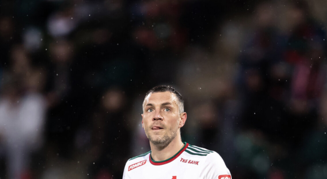 Набрать первые очки после возвращения в РПЛ не получится.
22 июля в первом туре чемпионата России московский «Локомотив» сыграет с вернувшимся в элиту казанским «Рубином». Игра пройдет в столице на «РЖД Арене» и начнется в 17.30 по московскому времени. Прямая трансляция состоится на сайте matchtv.ru и на телеканале «Матч! Премьер» с 17.00 мск. Главным арбитром назначен Владислав Безбородов.