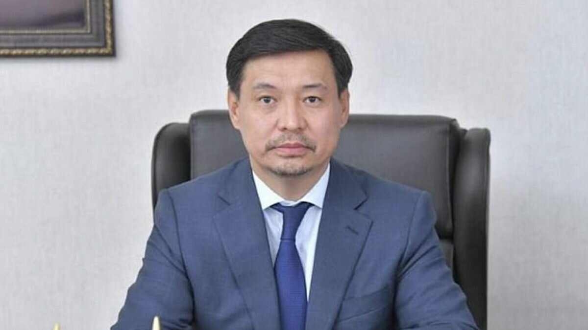    Фото: Сайт акима Шымкента Август Макаров