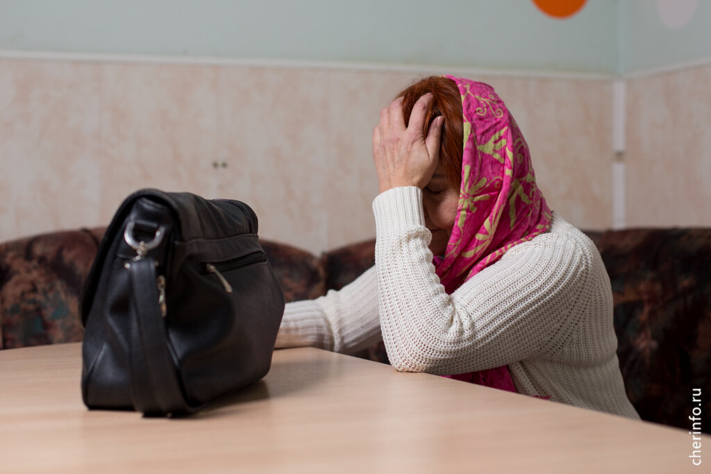    Потерпевшим 83 года и 66 лет.