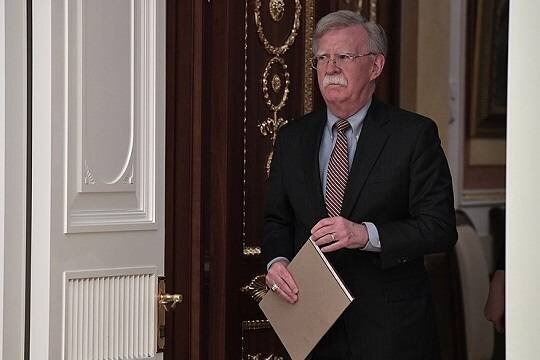    Болтон: Трамп инициирует выход США из НАТО в случае победы на выборах в 2024 году