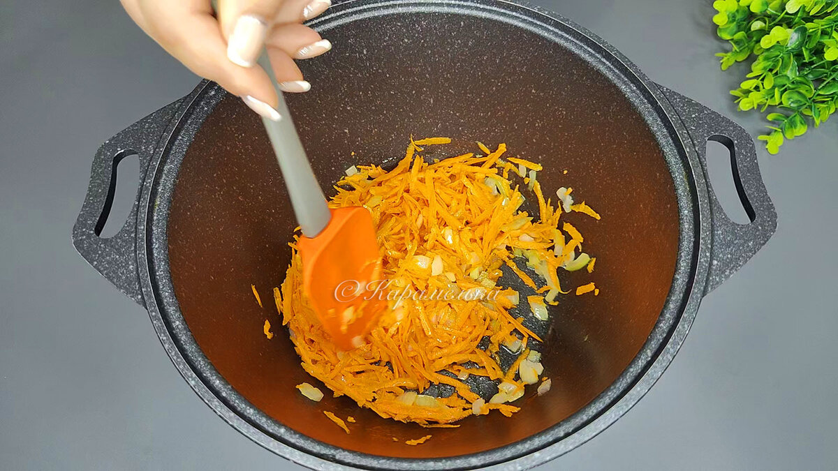 Перец фаршированный энергетическая ценность. Как правильно варить перцы. Фаршированные перцы в кастрюле. Перец фаршированный булгуром. Перец фаршированный.