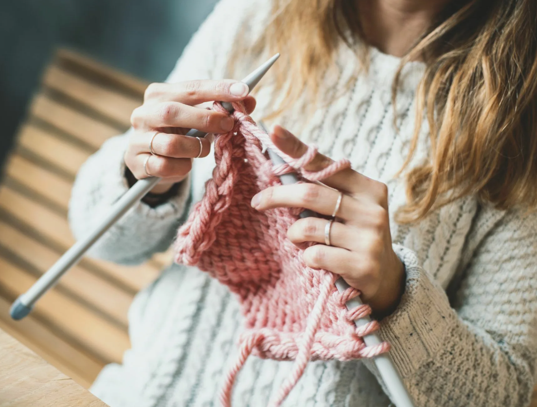 Игла для сшивания вязаных изделий. Вязаные сумки спицами. Матрасный шов. Как сделать вязаную вещь. Креативные идеи в вязании.