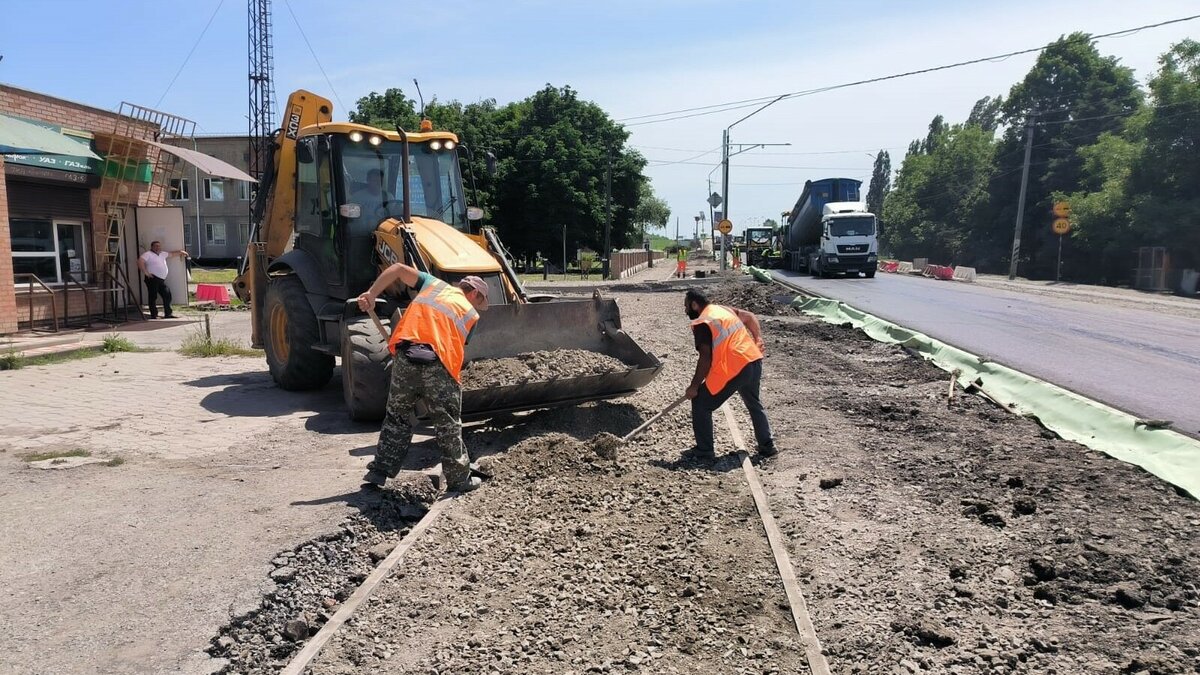     В Ростовской области приведут к нормативу более 22 километров дороги «Ростов — Ставрополь», сообщили в правительстве региона.