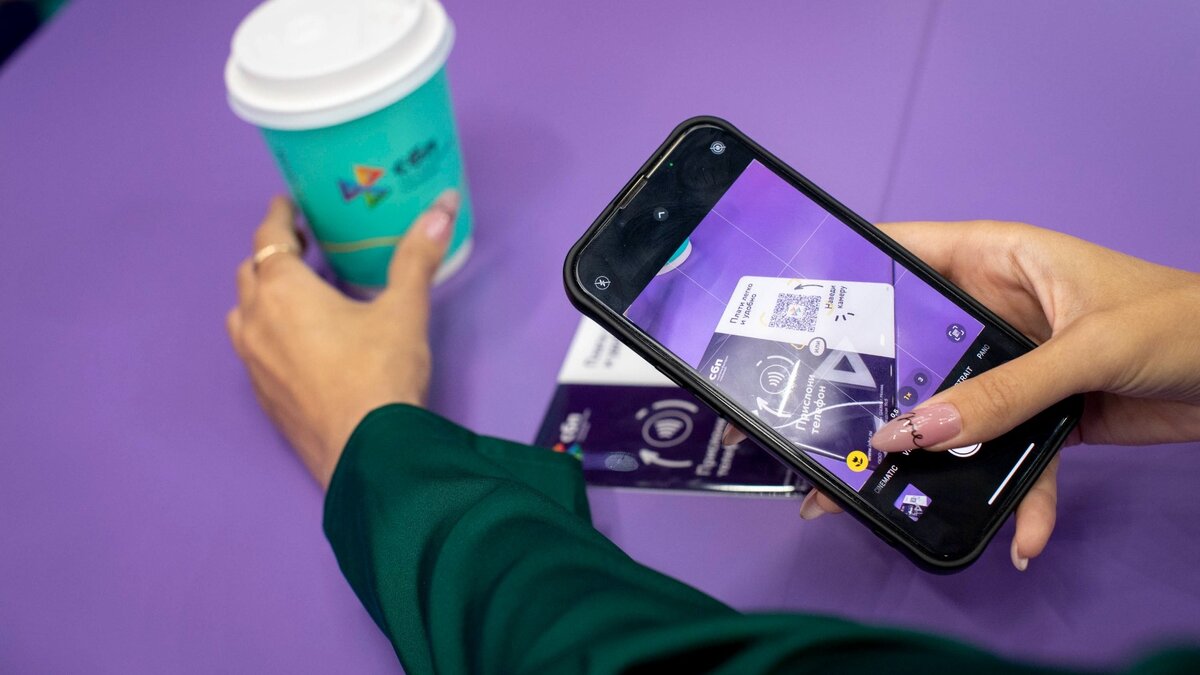     В Ростове-на-Дону каждый год запускаются программы лояльности, в рамках которых покупатели могут сэкономить на повседневных покупках. В этом году ростовчанам предложили сразу две масштабные акции. Журналисты rostovgazeta.ru решили узнать о них подробнее.