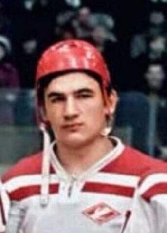 Фото с яндекс.картинки (В.Брагин в московском "Спартаке")