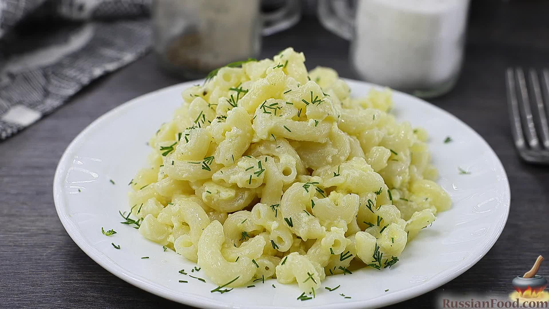 И мяса не нужно! Макароны с сыром сулугуни и яйцами.