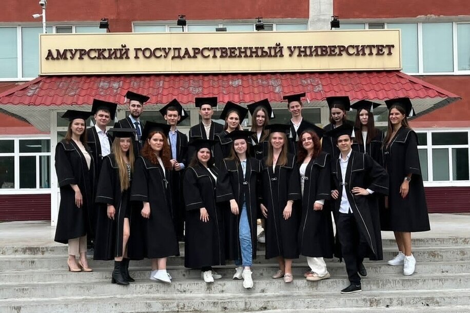 Институты екатеринбурга после колледжа. Вузы Екатеринбурга. Вузы Екатеринбурга после 11 класса. Художественный университет в Екатеринбурге после 9 класса. Университеты в Екатеринбурге после 11 класса на юриста