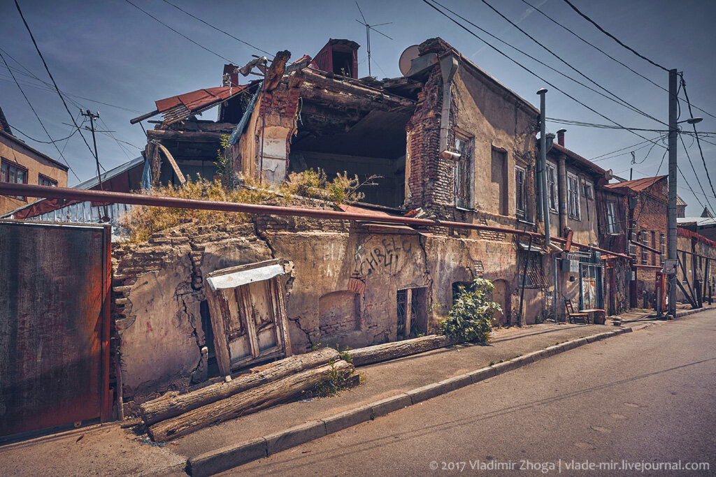 Нетуристский Тбилиси