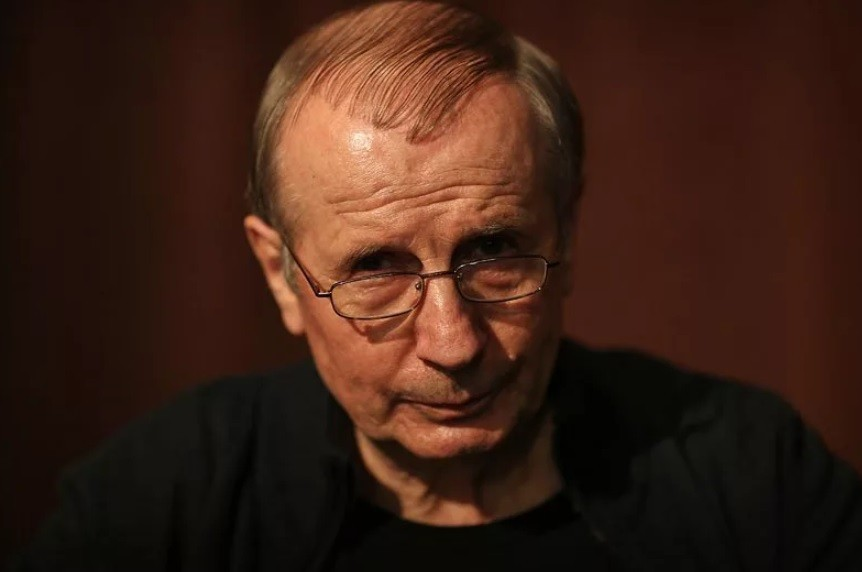 Где сейчас живет веллер. Веллер писатель. Михаил Иосифович. Михал Веллер. Михаил Веллер фото
