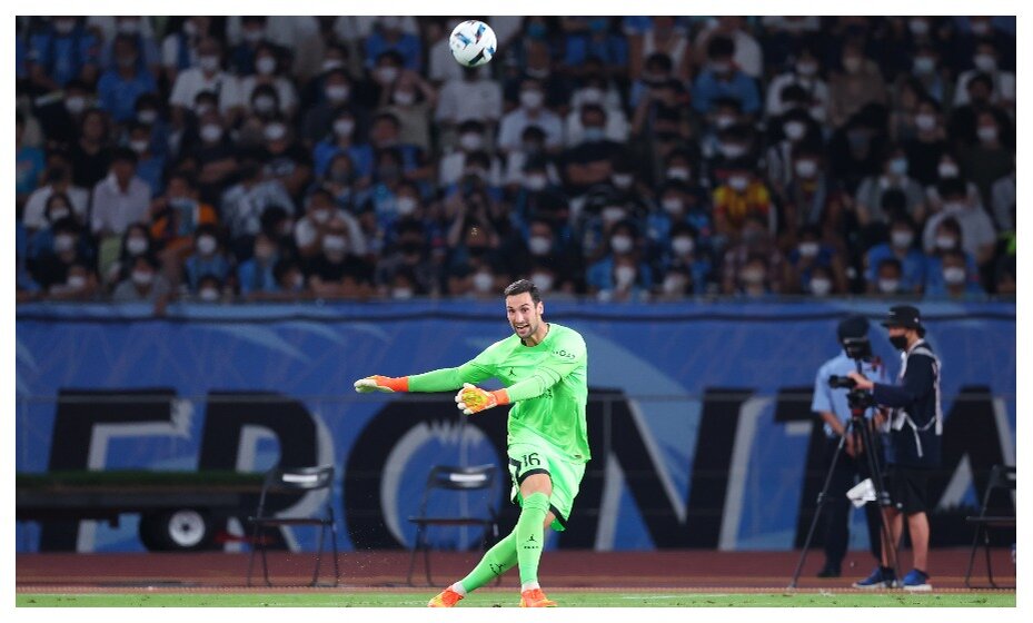    Серхио Рико вышел из комы после падения с лошади. Фото: Global Look Press