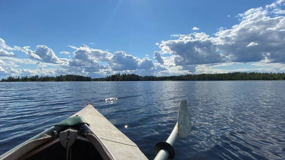     В Пермском крае при сплаве по реке Усьва пропала группа из 22 туристов, в том числе 11 детей. Соответствующая информация появилась в ряде Telegram-каналов.