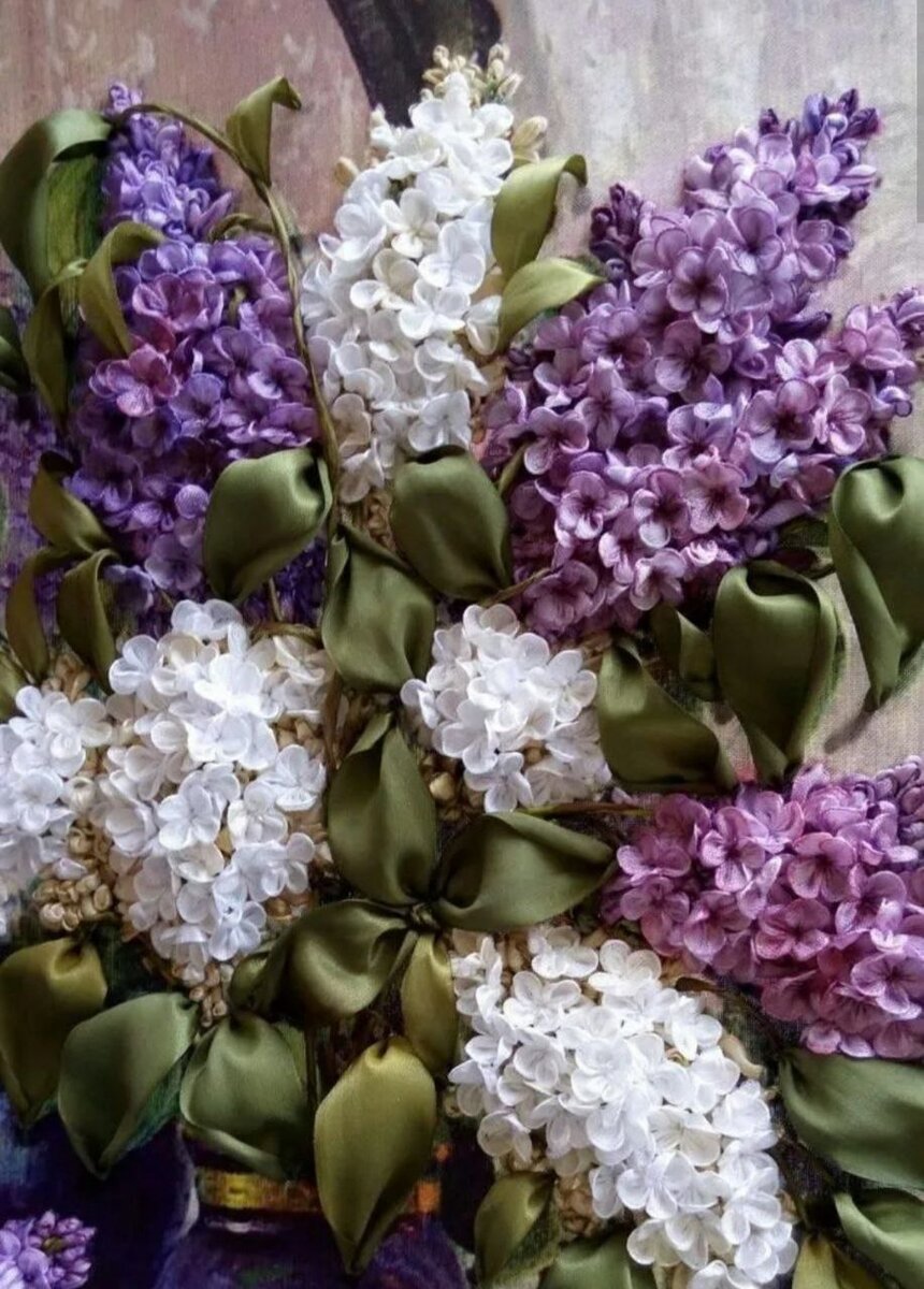 Цветы сирени из лент