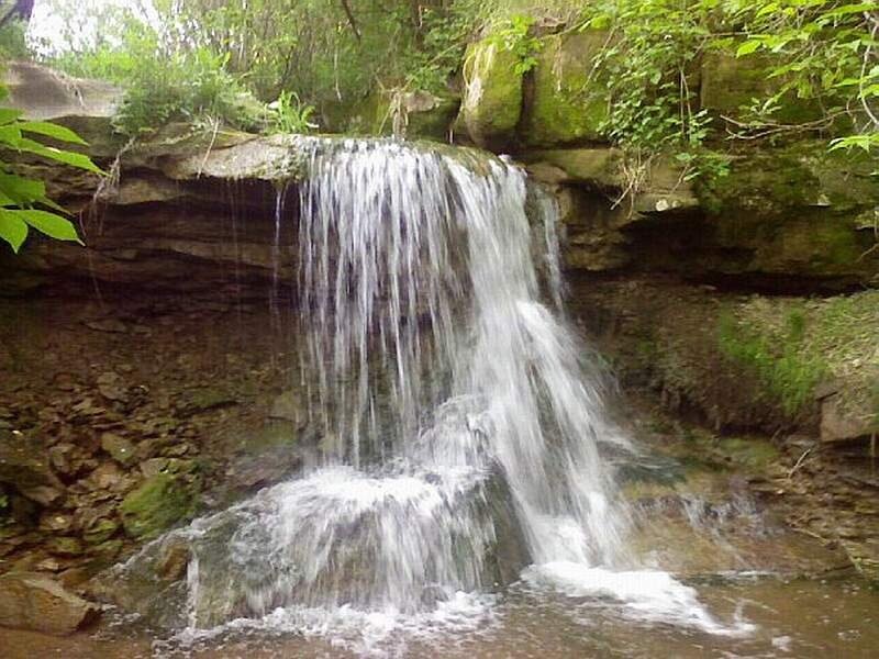 Фото водопада Шарлавык из сети Интернет
