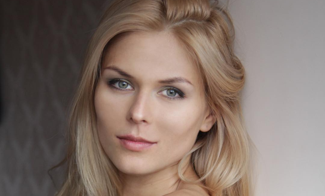 Софи шуткина молодежка. Софью шуткину. Софью шуткину. Софью шуткину. Софи шуткина молодежка.