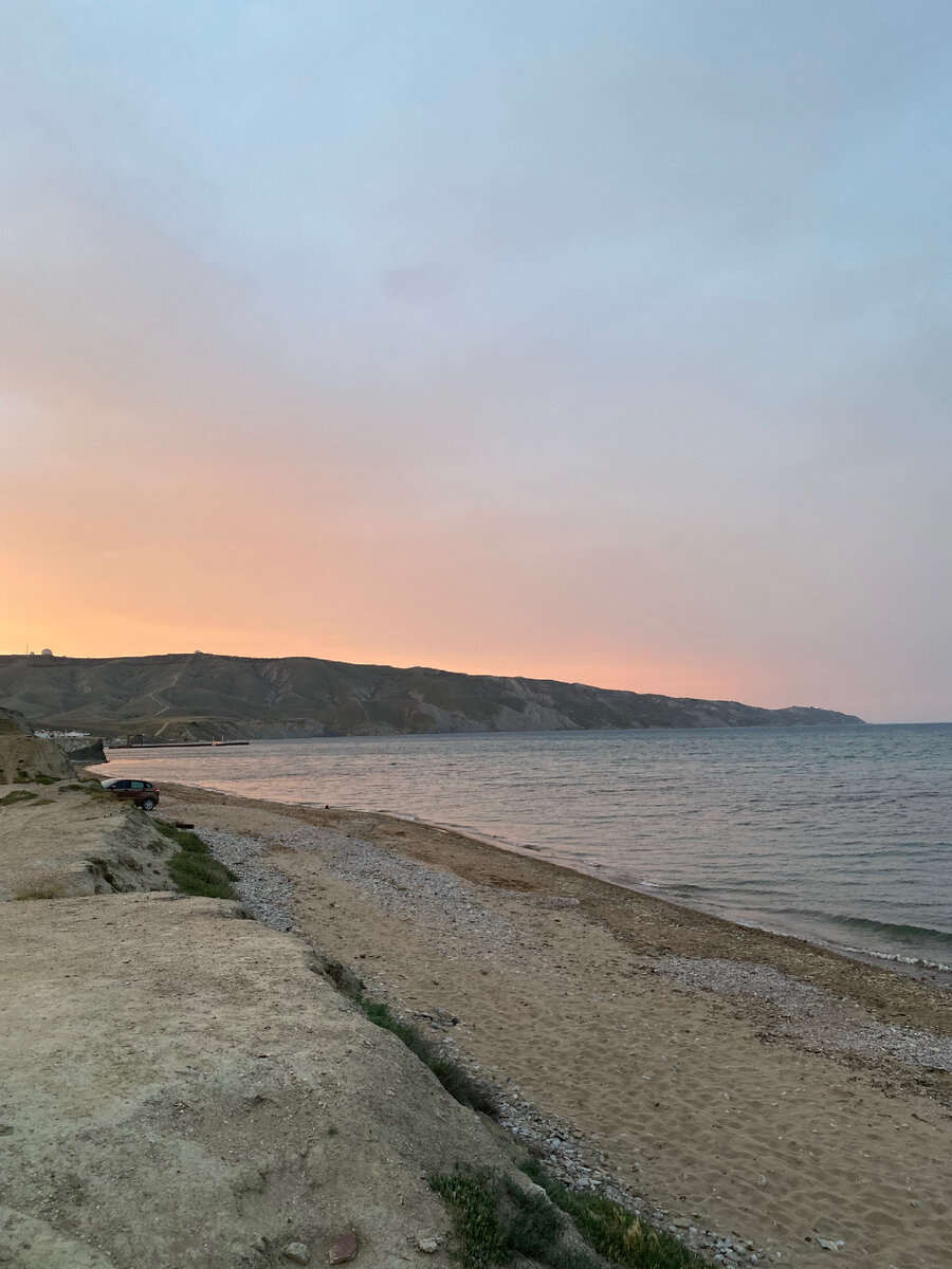 Красивый закат в Крыму в том году 