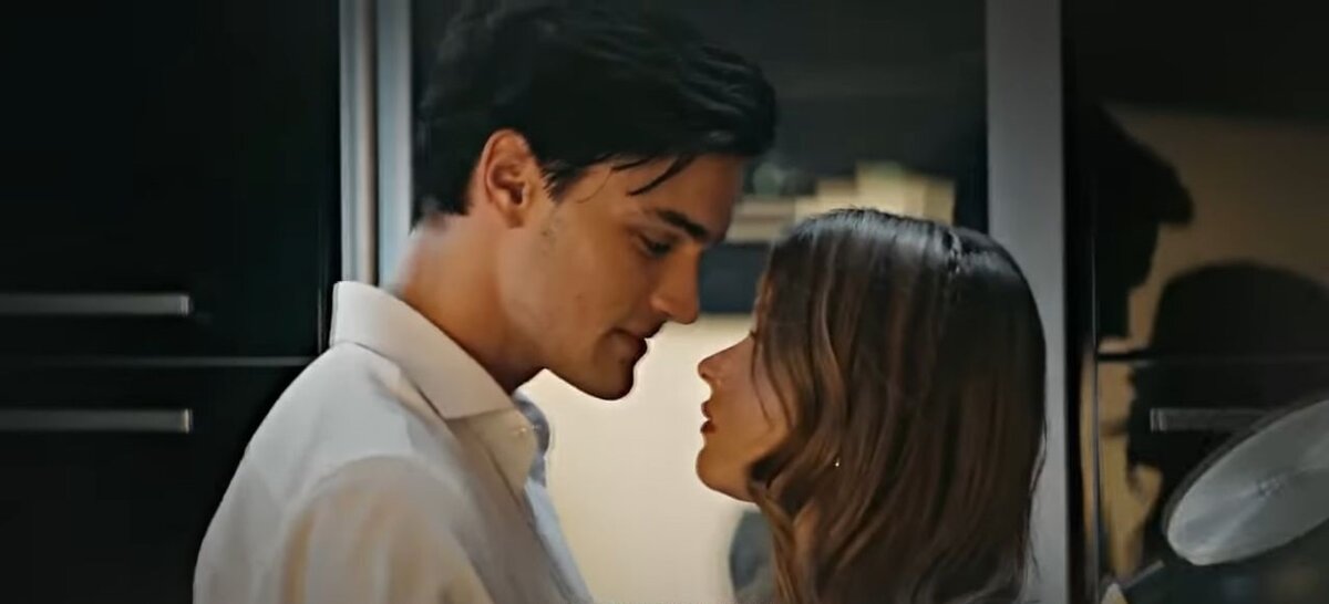 Кадр из фильма "Culpa mía"