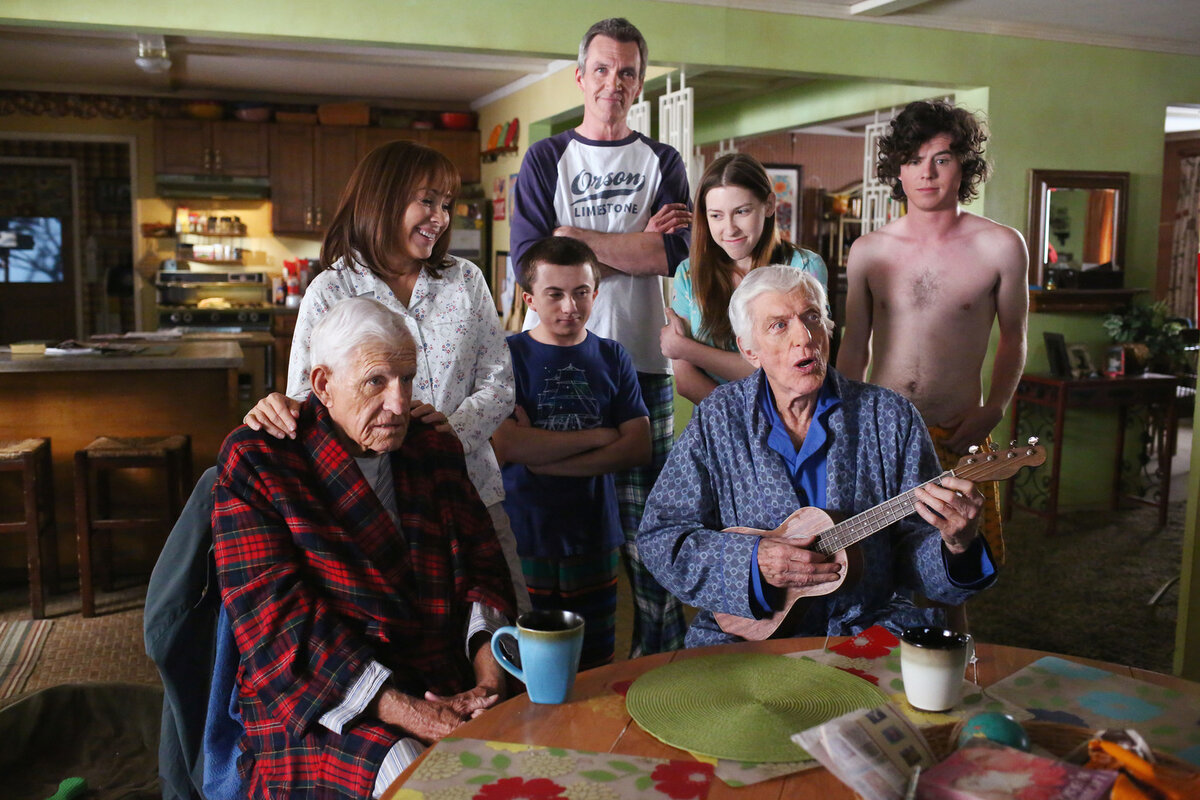 http://images-s.kinorium.com/movie/shot/487744/w1500_37120157.jpg