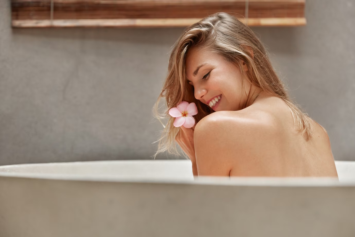 Ответы riosalon.ru: почему девушки так долго сидят в ванной?