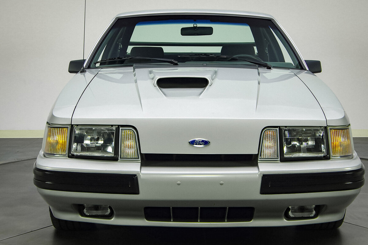    Ford Mustang SVO   
Ford