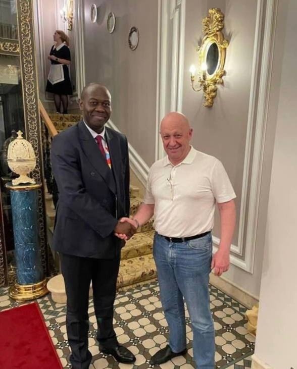 фотография со страницы Дмитрия Сытого