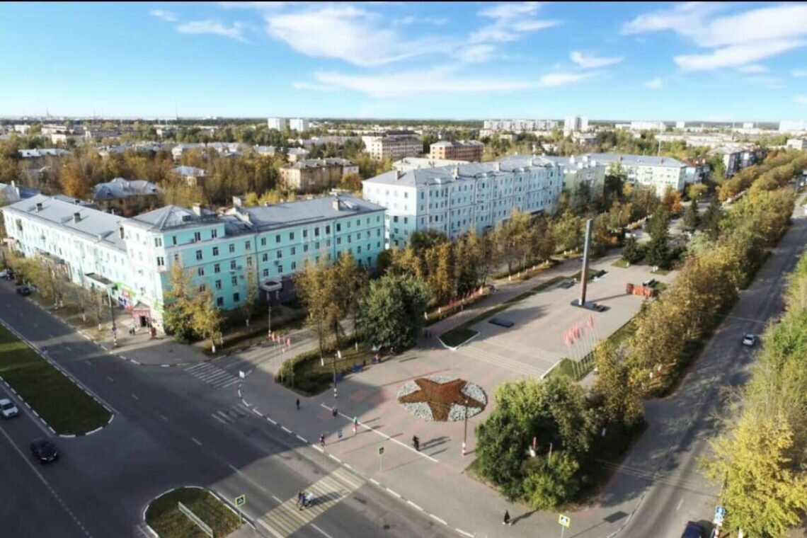 Бывший дзержинск. Бывший дзержинск. Дзержинск 2005. Проспект ленина 28 город дзержинск. Бывший дзержинск.